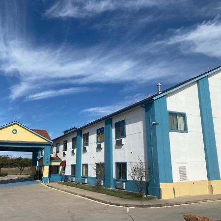 Tropicana Inn And Suites Dallas Exterior foto