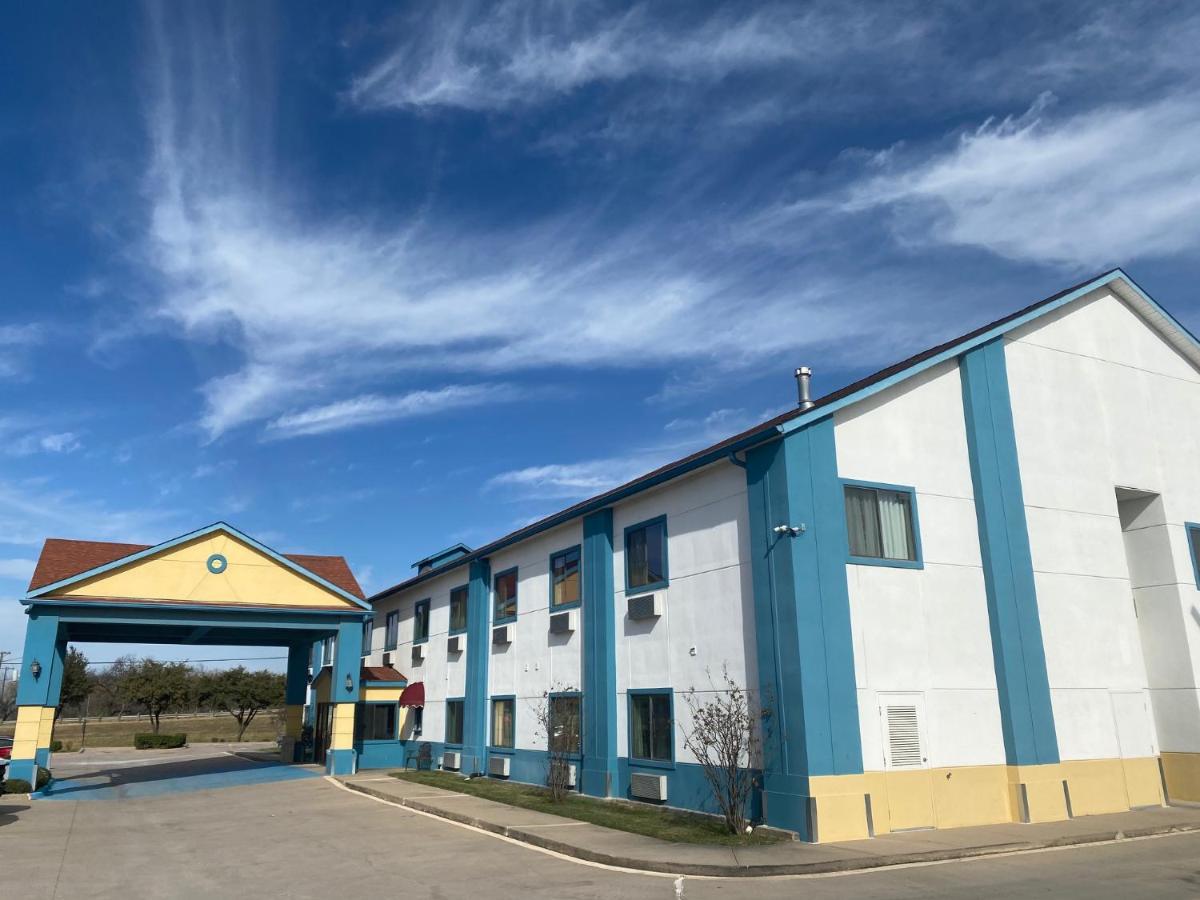 Tropicana Inn And Suites Dallas Exterior foto